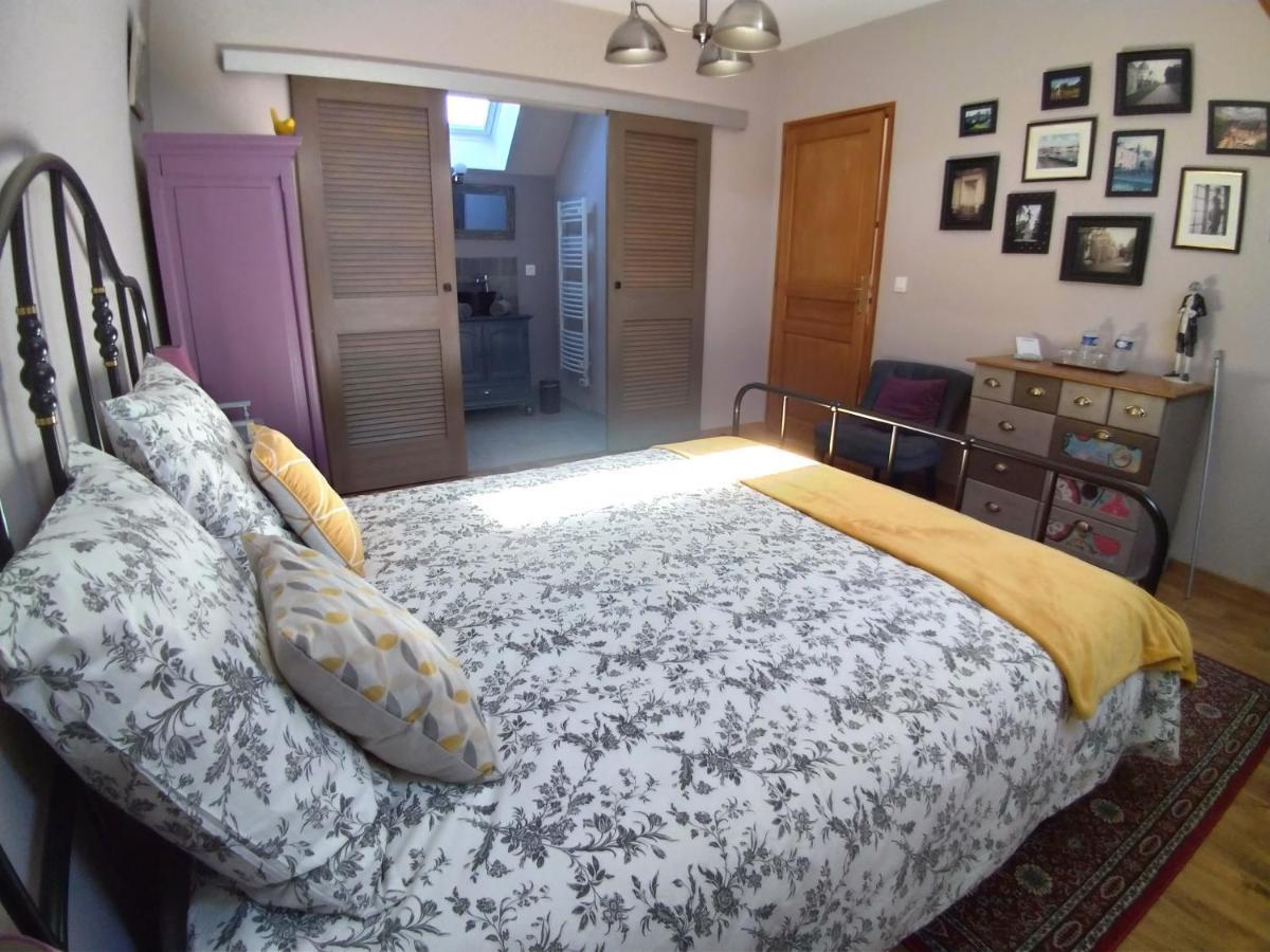 Les Trois Provinces Bed and Breakfast Couffy Eksteriør billede